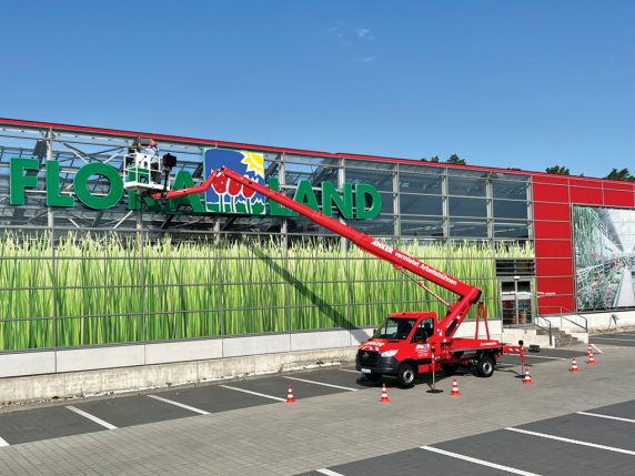 Lkw-Arbeitsbühnen mieten I ANKER Vermietung