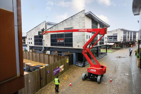 Teleskop-Gelenk-Arbeitsbühnen mieten I ANKER Vermietung